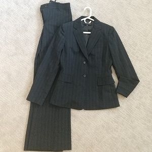 Antonio Melani pant suit blazer